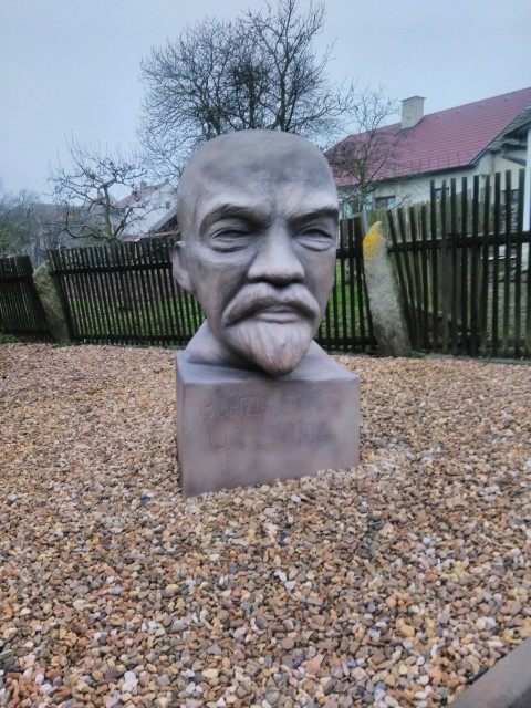 lenin.jpg