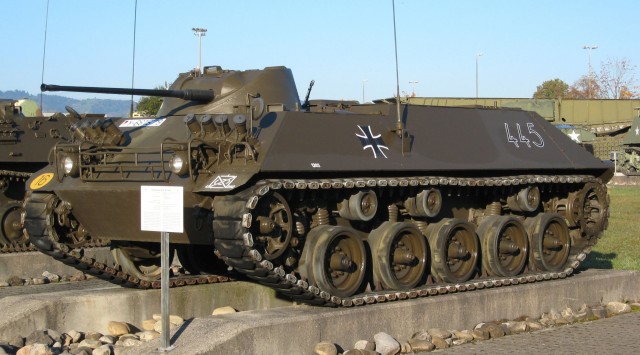 Schützenpanzer_Lang_HS_30.jpg
