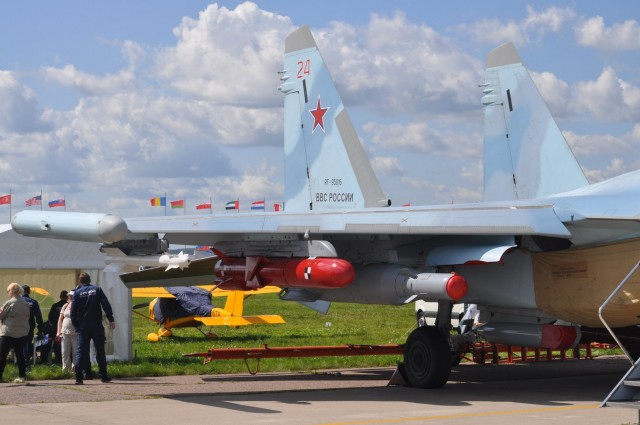 Su35_2017.jpg (275.11 KiB) Zobrazeno 25154 x Su35_2017.jpg