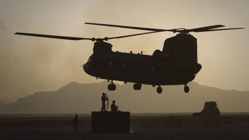 usa-armada-vrtulniky-chinook-lety-pozastavenie-clanokW.jpg