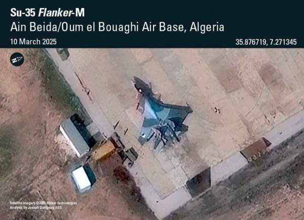 Su-35 Algeria 2.jpg