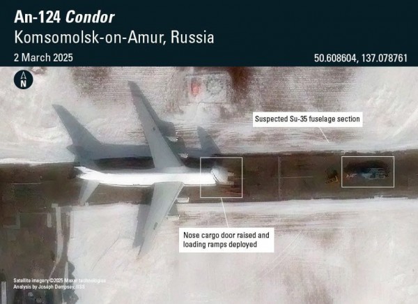 Su-35 Algeria 4.jpg