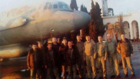 Posádka sestřeleného Il-20 nad Sýrii.jpg