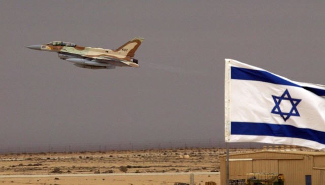Israeli-jet-taking-off-from-airbase.jpg